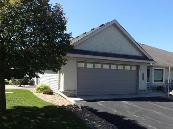 304 10th Ave SE, New Prague, MN 56071