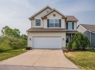 5315 Deer Trace Dr, Kent, OH 44240