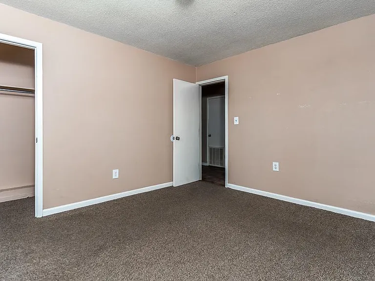 303 SE Gibson St #303 — Photo 13