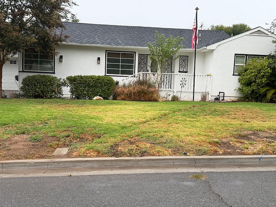 1st image of 5056 Woodman Ave