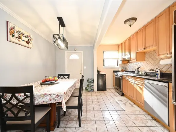 72-08 150th Street image 5 of 14