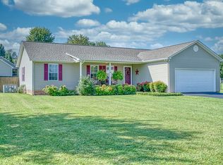 1703 Slim Bray Rd, Cookeville, TN 38506