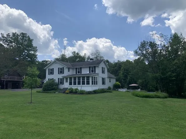 2726 Cable Hollow Rd, Russell, PA 16345