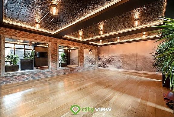 2nd image of 4441 Purves St #2609