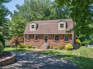 30 Maple Rd, Chatham, NJ 07928