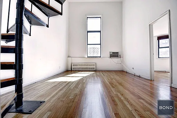 Rented by Bond New York | media 43