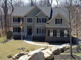 17 Courtney Dr, Flanders, NJ 07836