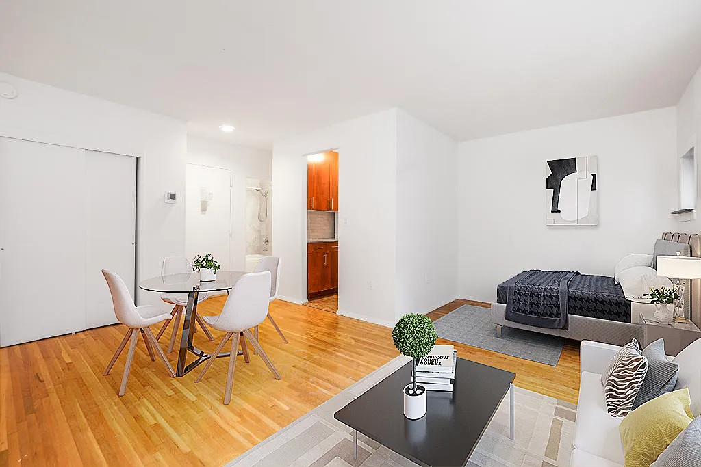 Building Photo - 207 E 27th St #PHA