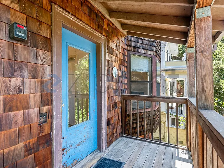 1315 Spruce St #1 — Photo 4