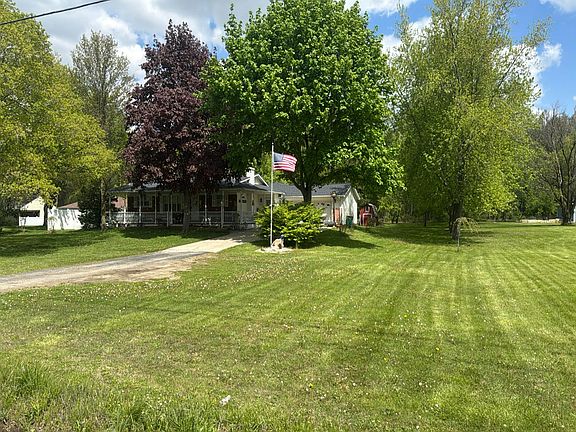 2nd image of 28584 King Rd