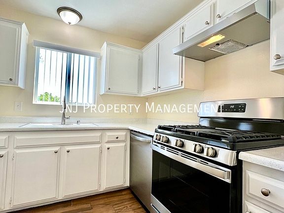 2nd image of 2916 E South St APT 4