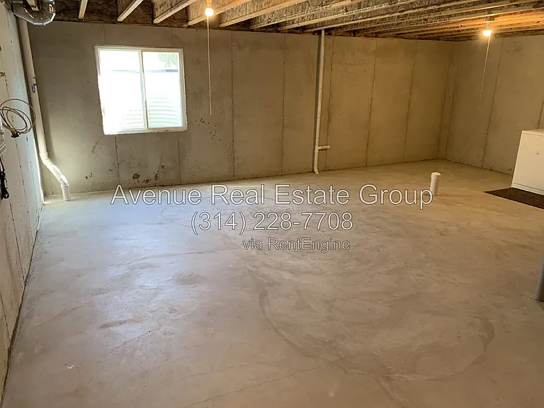 554 Parkgate Dr — Photo 30