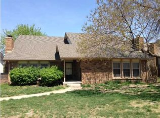 2412 N Walden Dr, Wichita, KS 67226
