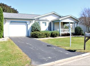 202 Canterbury Way, Grayslake, IL 60030