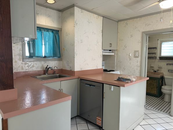 (undisclosed Address)