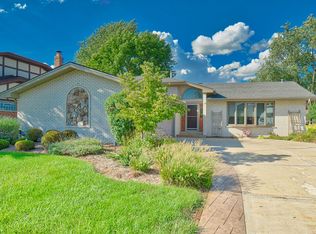 8910 Biloba St, Orland Park, IL