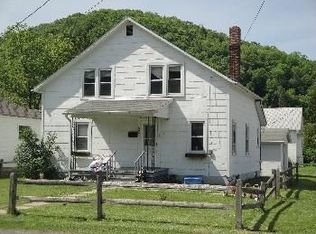 502 9th St, Marlinton, WV 24954