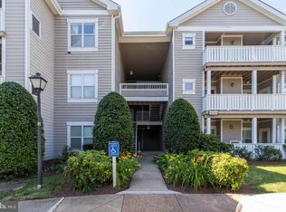 14303 Grape Holly Grv APT 16, Centreville, VA 20121