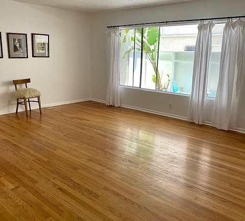 4th image of 1010 21st St APT 3