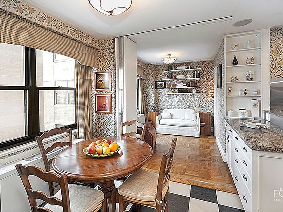 4th image of 60 E End Ave APT 9C