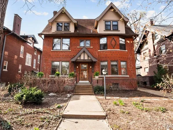 6230 Waterman Ave, Saint Louis, MO 63130