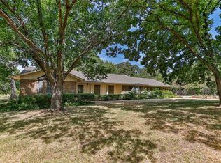 1627 S Clements St, Gainesville, TX 76240