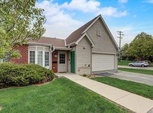 5220 S Hidden Dr, Milwaukee, WI 53221