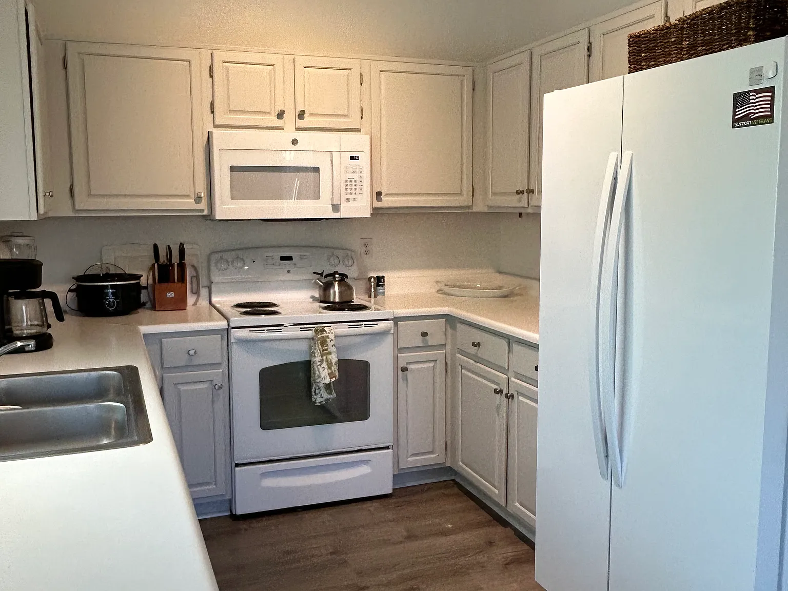 2 bed, 946 sqft, $2,800 — Photo 4