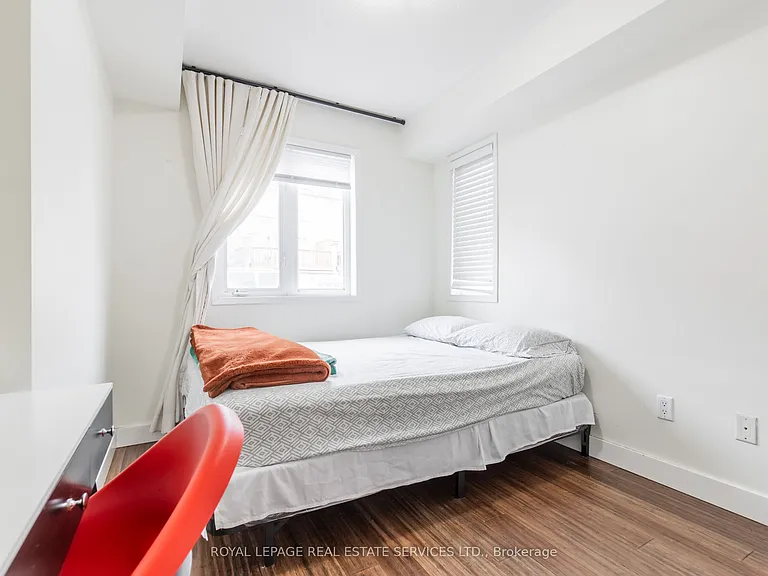 4975 Southampton Dr #272 — Photo 23