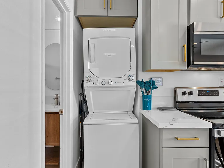 5659 W Avenue L6 — Photo 12