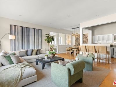 11627 Chenault St APT 5, Los Angeles, CA, 90049