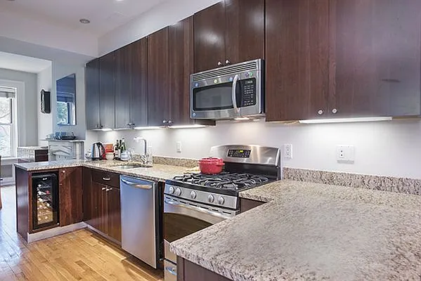 Rented by Coleman Real Estate Group | media 25