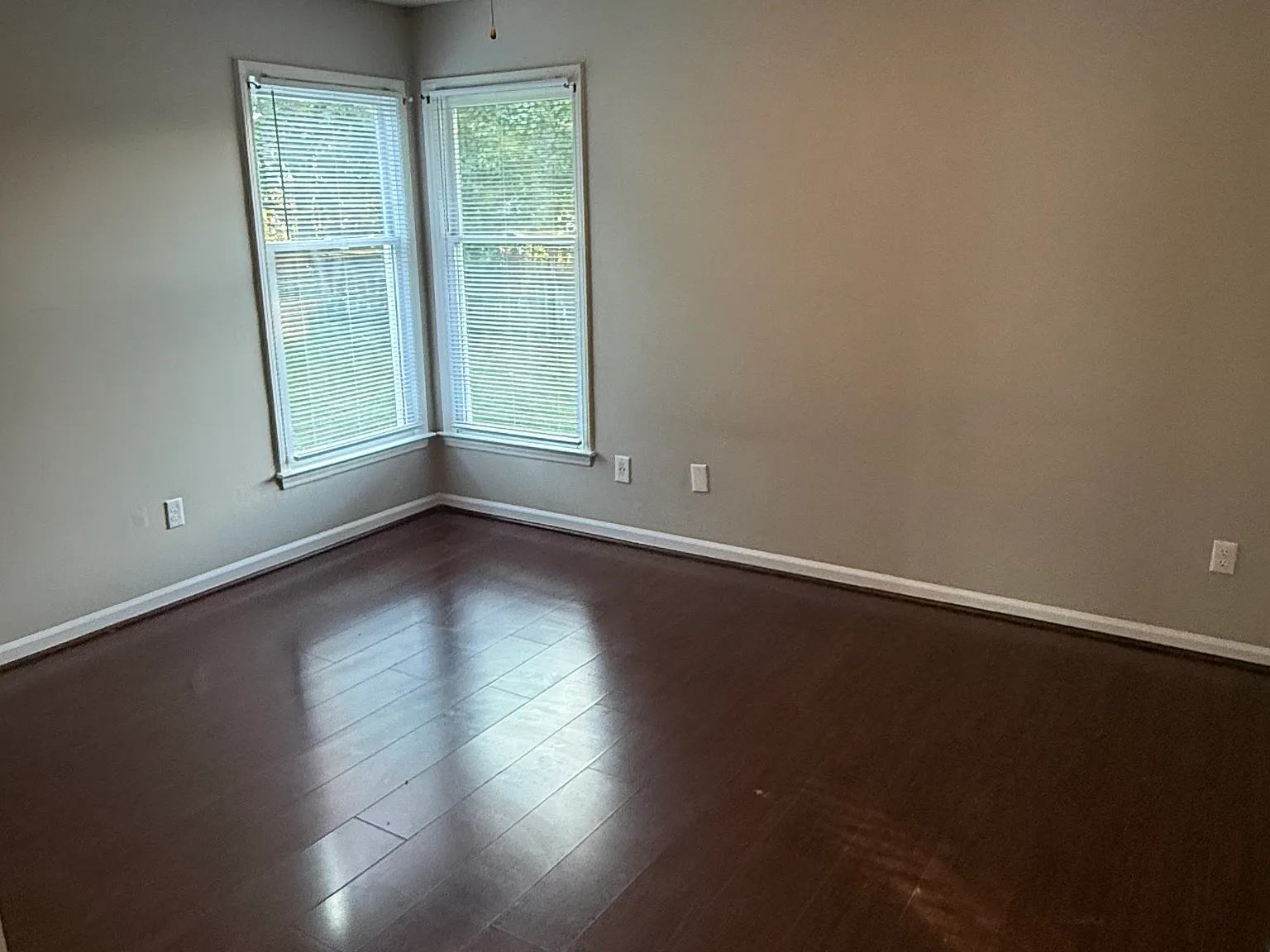 3 bed, 1046 sqft, $1,650 — Photo 3
