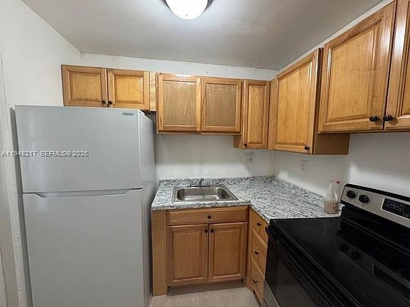4th image of 241 SE 9th Ave APT 105
