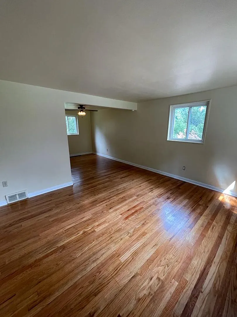 Elias Drive Townhomes — Photo 3