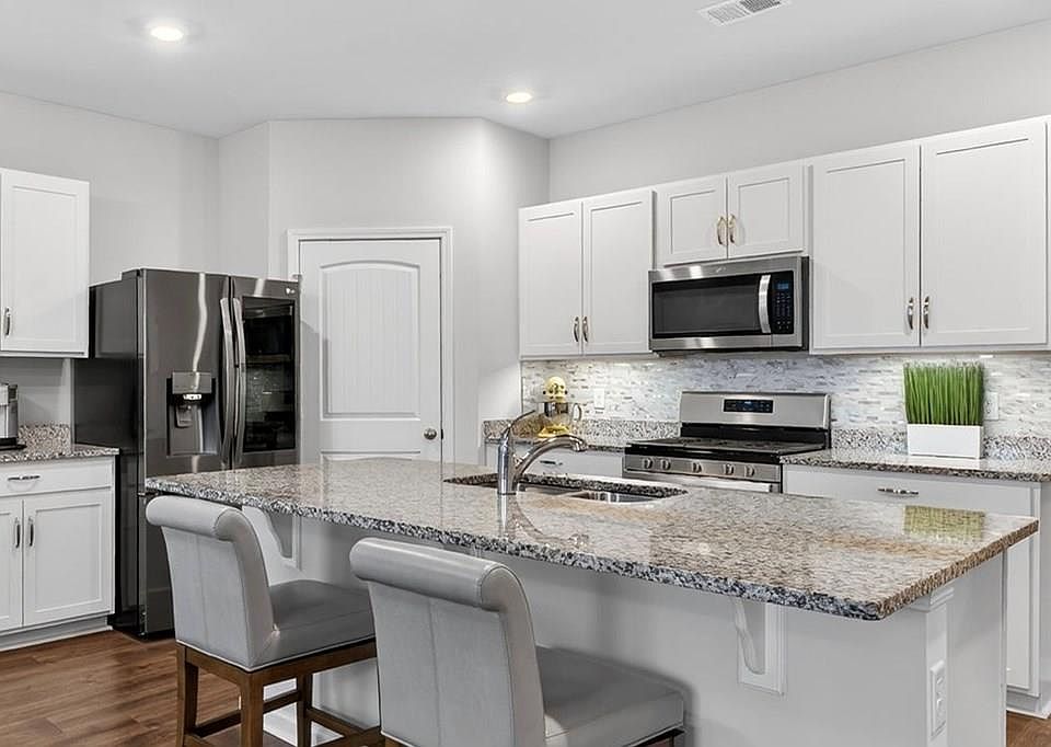 1st image of 7129 Sunny Parks Dr