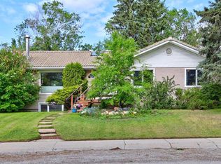 4911 E 43rd St SW, Calgary, AB T3E 3R2