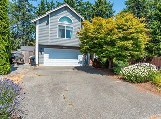 1400 SW Islander Ln, Oak Harbor, WA 98277