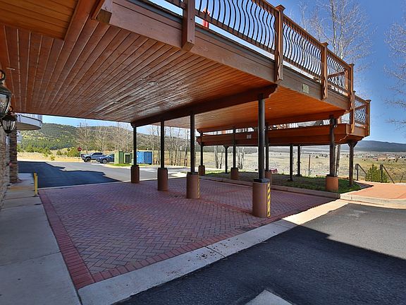 2nd image of 44 Sage Ln #212