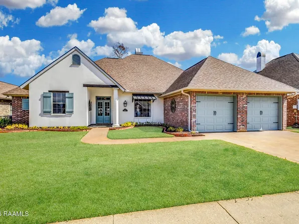 202 Bon Vie Dr, Lafayette, LA 70506