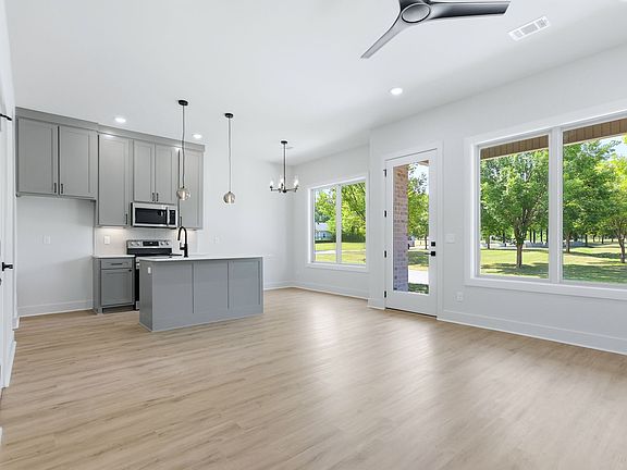 3rd image of 200 A St