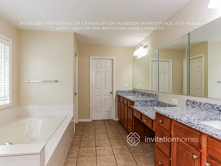 1700 Northolt Ct — Photo 15