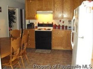 4053 S Main St, Hope Mills, NC 28348