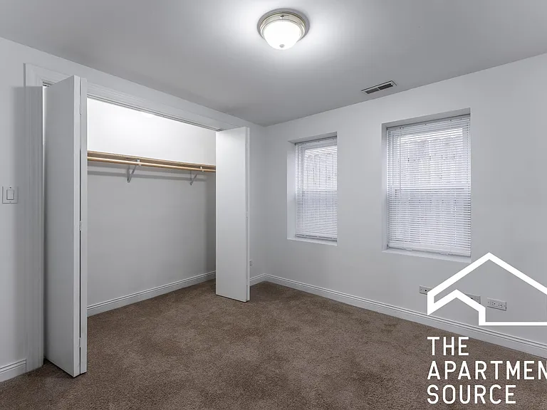 2522 N Artesian Ave — Photo 20
