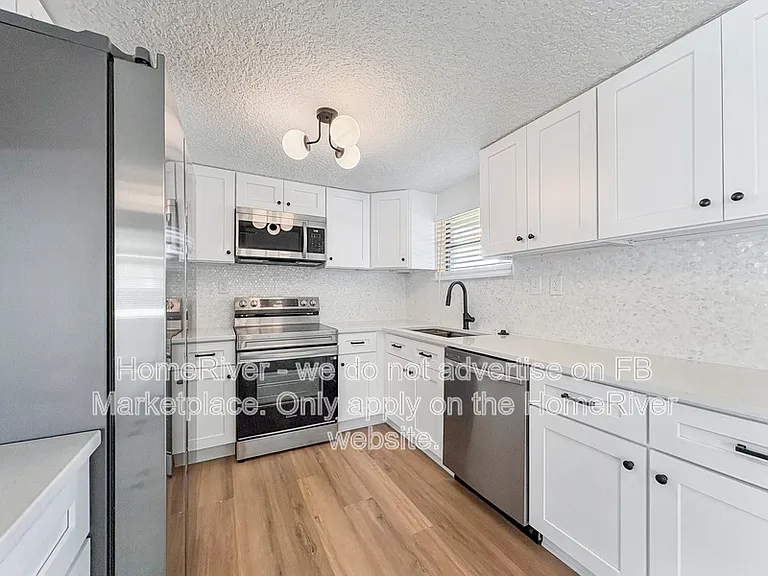 4525 Kennedy Ct — Photo 5