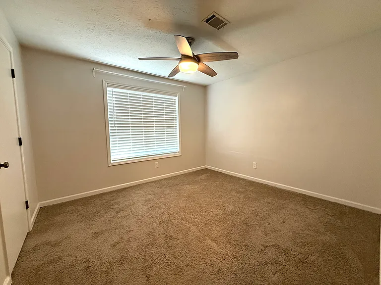 4939 Turtle Rdg NE — Photo 16