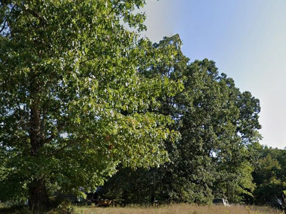 2nd image of 12&13 Faulkner Park