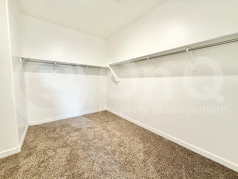 3246 W Sable Ave — Photo 24