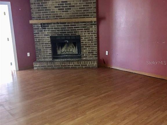 2nd image of 3858 Dovehollow Dr