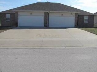 106-A Bailey Cir, Rogersville, MO 65742